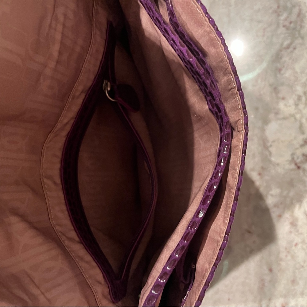 Jennifer Lopez Purple Textured Clutch - Picture 7 of 8